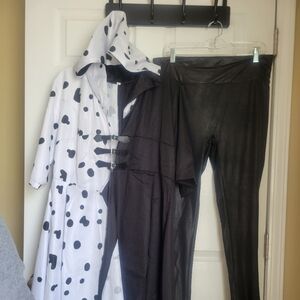 Cruella Halloween costume with Wig and leggings